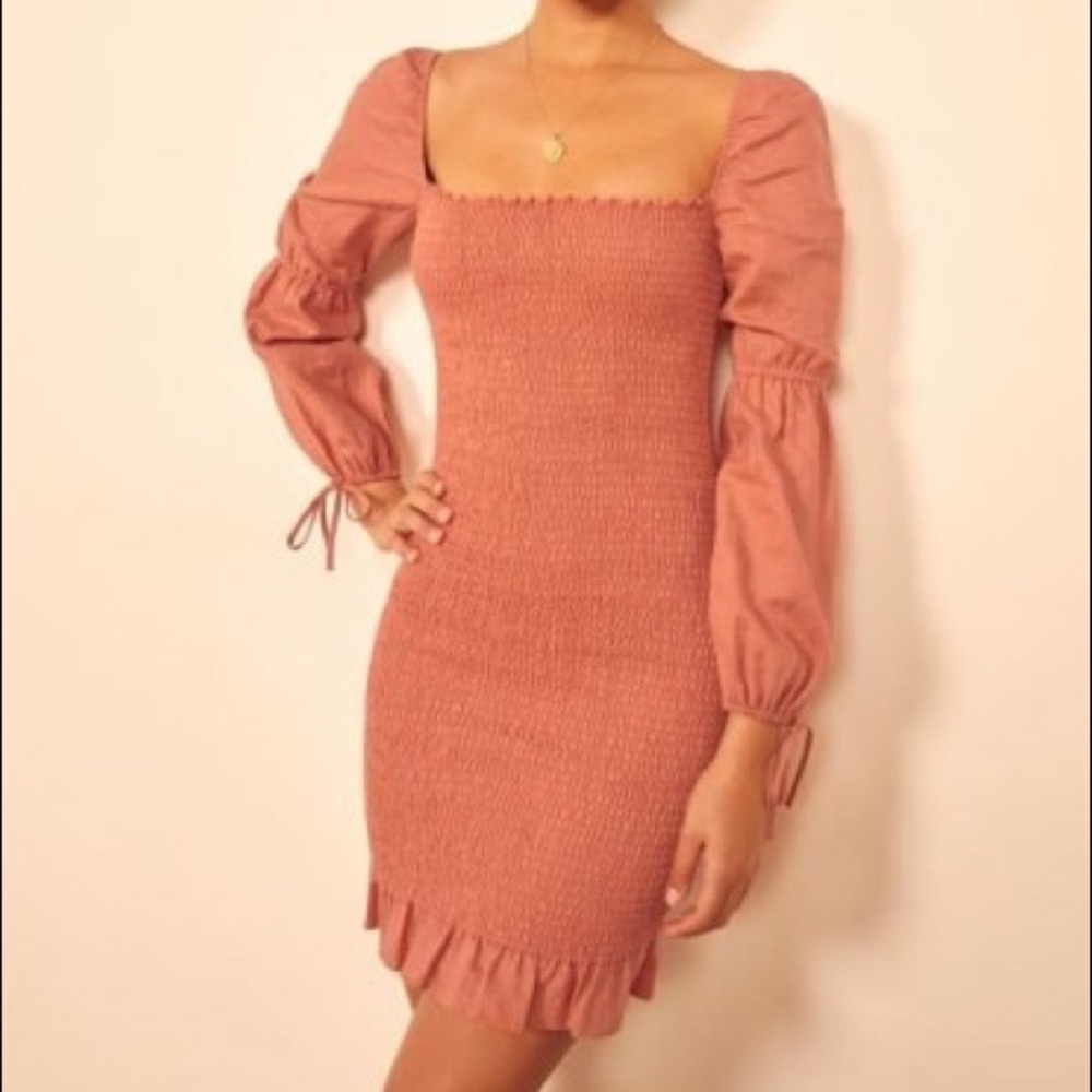 Reformation Hilary Smocked Dress / Salmon / M